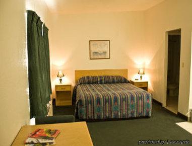 Knights Inn Durango Midtown Room photo